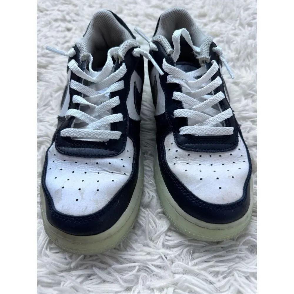 Nike boys black